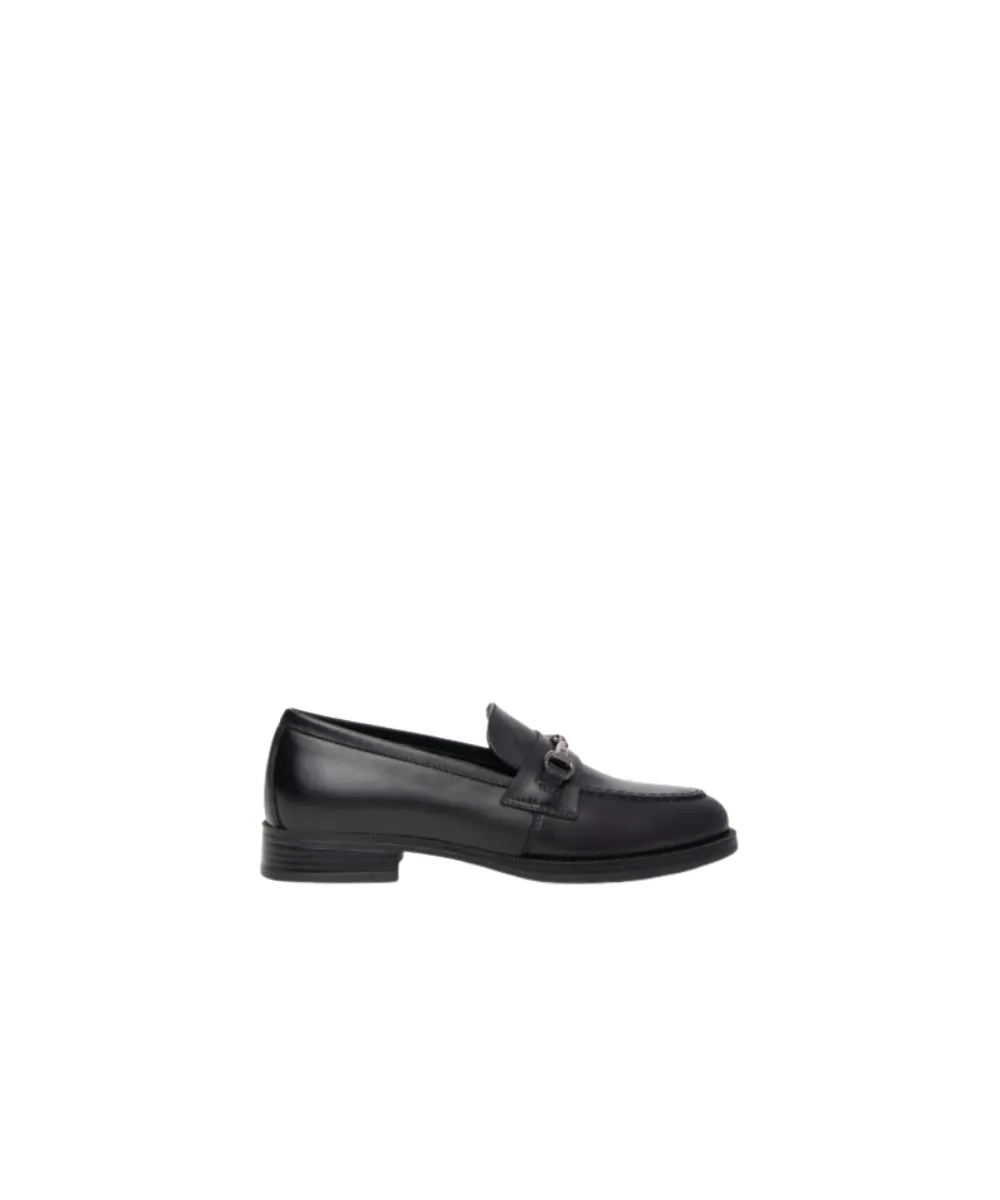 NERO GIARDINI STYLISH LOAFERS