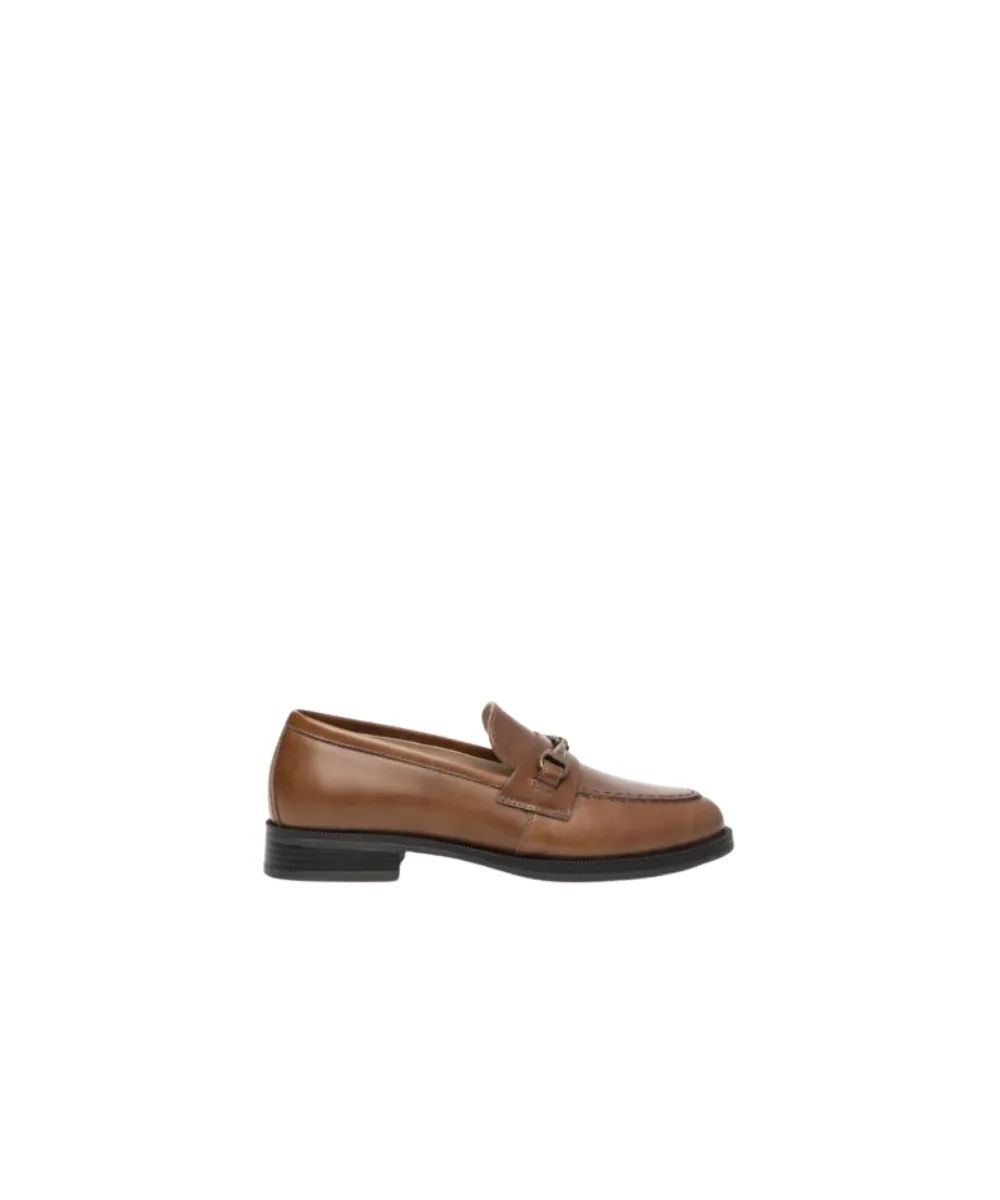 NERO GIARDINI STYLISH LOAFERS
