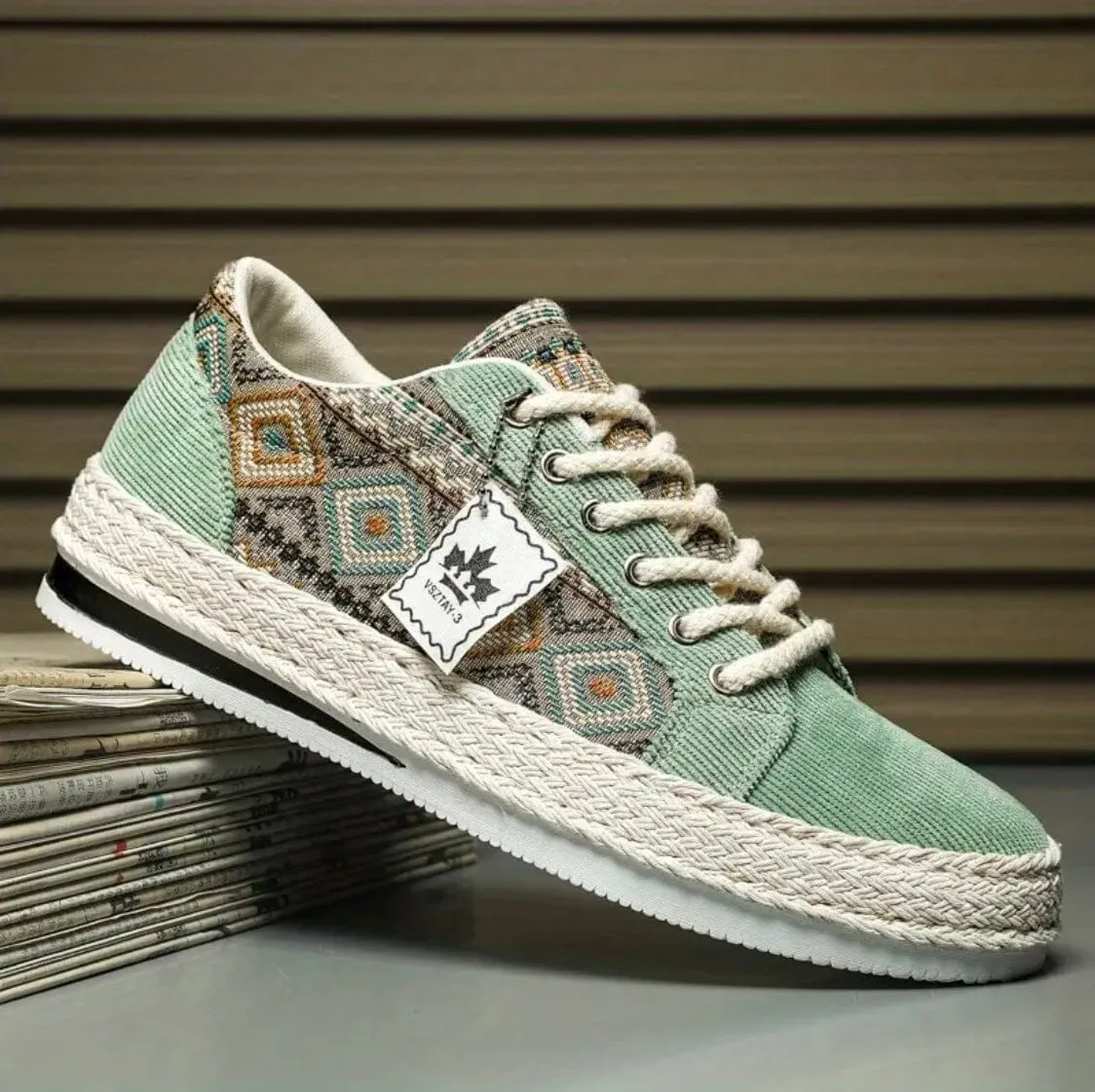 UrbanColors Mens Casual Sneakers