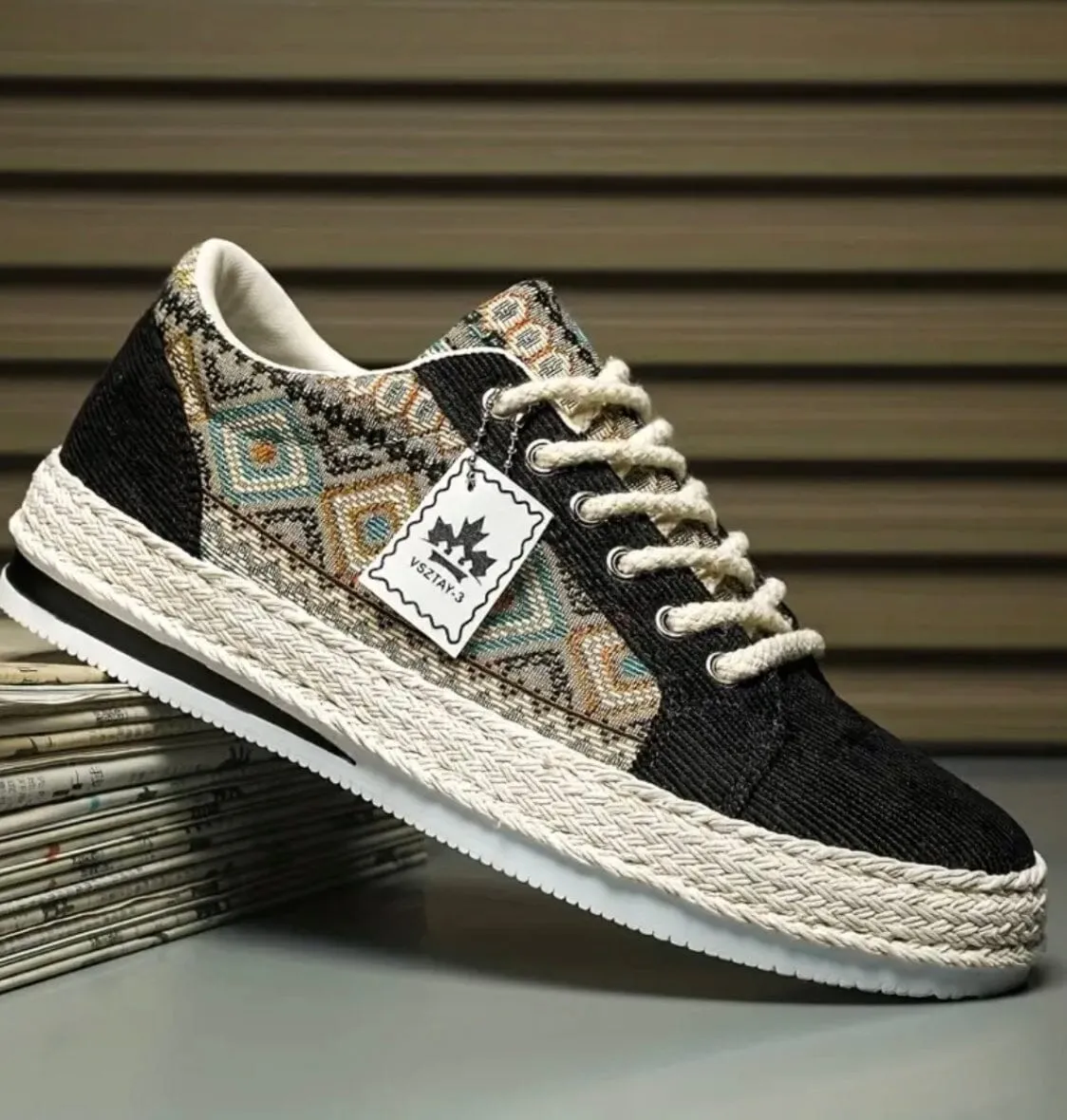UrbanColors Mens Casual Sneakers